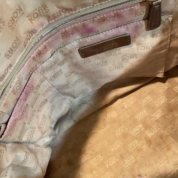 Michael Kors Beige & Gold glitter bag hobo/ tote / baby bag Carry All TOTE 12x12 - Picture 4 of 10